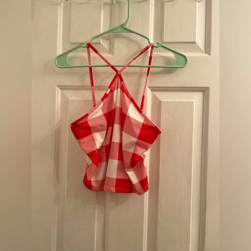 Size large red white checkered plaid cross front back straps cropped crop tank